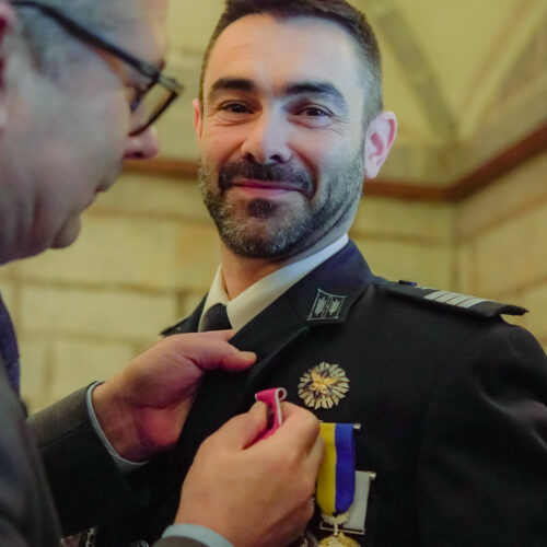 Photo of Pedro Magrinho receiving the Martin Luther King Award from Jethro International Civil Diplomat