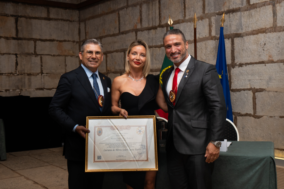 Image of the Martin Luther King Award by the Civil Diplomat Jethro International Civil Diplomacy Humanitarian Diplomacy at the Citadel of Cascais