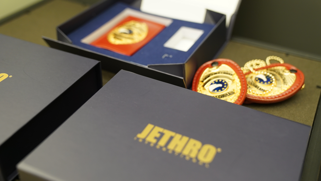 Immagine dell'identificazione internazionale Jethro per diplomatici civili