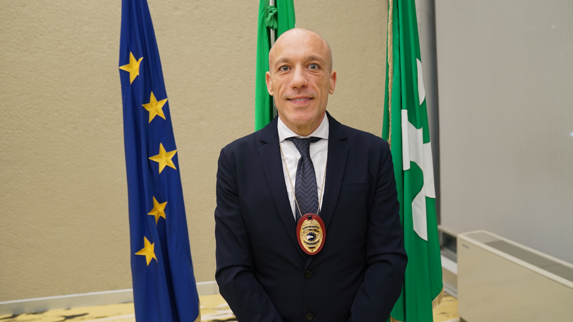 Immagine di Jethro International Seduta Solene a Milano Diplomatico civile Regione Lombardia