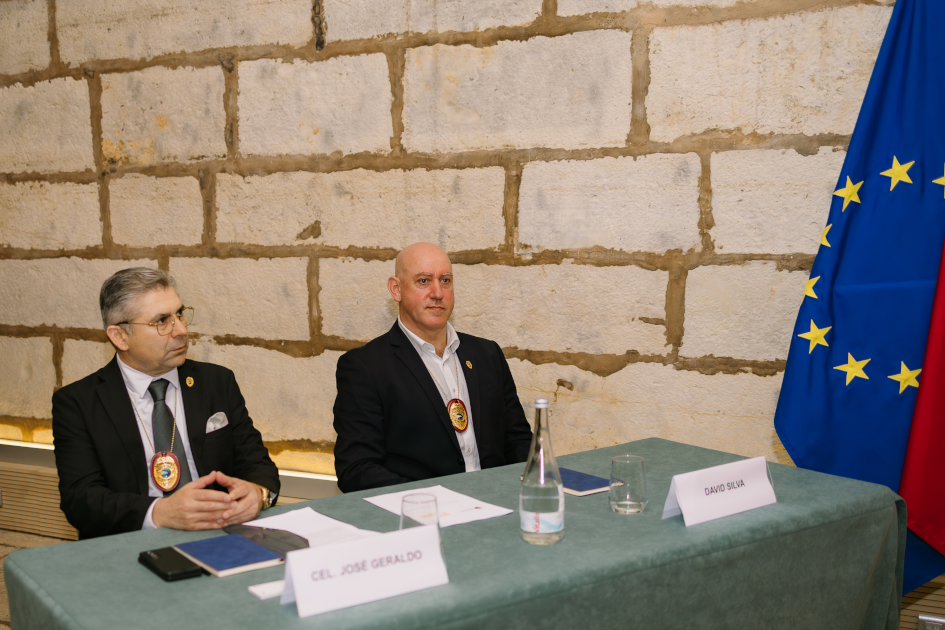 Image of Coronel José Geraldo e David Silva at the Civil Diplomat Jethro International solemn ceremony at the Citadel of Cascais in Portugal on March 5 2026.