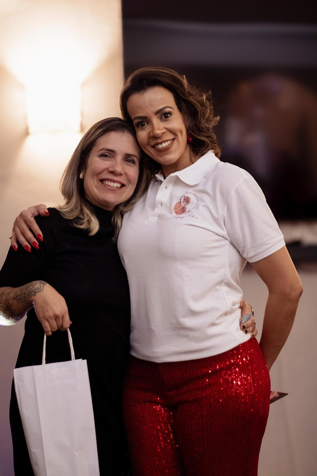 Civil Diplomat Michelle Diniz and the Mulheres com Propósito Institute in Algarve
