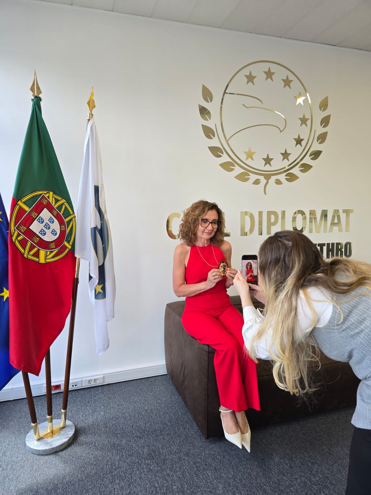 Civil Diplomat Ana Carvalho completes Postdoctoral Studies in Education at the University of Lisbon.