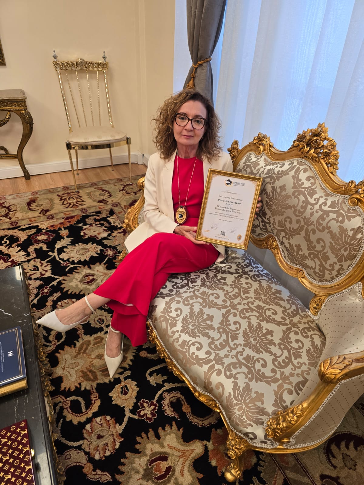 Civil Diplomat Ana Carvalho serves as Expansion Director for Business Psychology