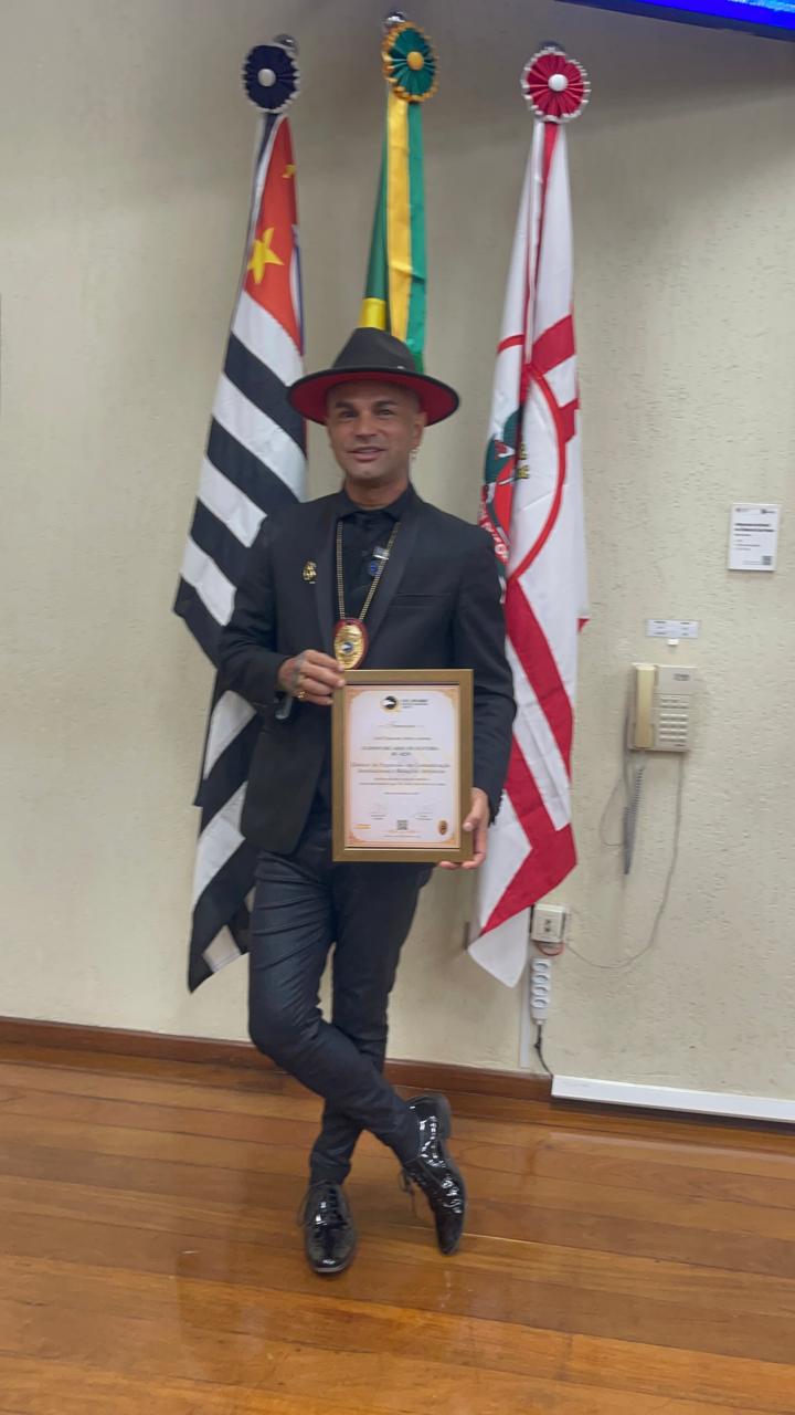 Elisson Ricardo de Oliveira Rikardo Pérolas "Ricardospearls" Expansion Director of Civil Diplomat Jethro International.