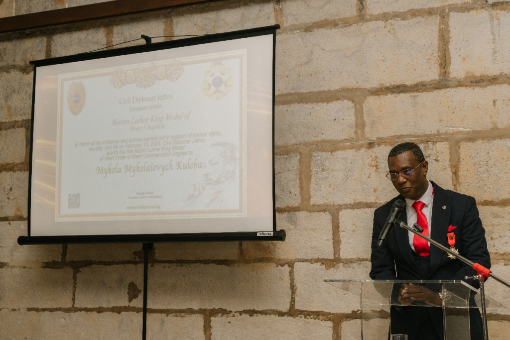Gabriel Júnior - filho do povo - Civil Diplomat and Martin Luhter King Jr. Honoree by Jethro International.