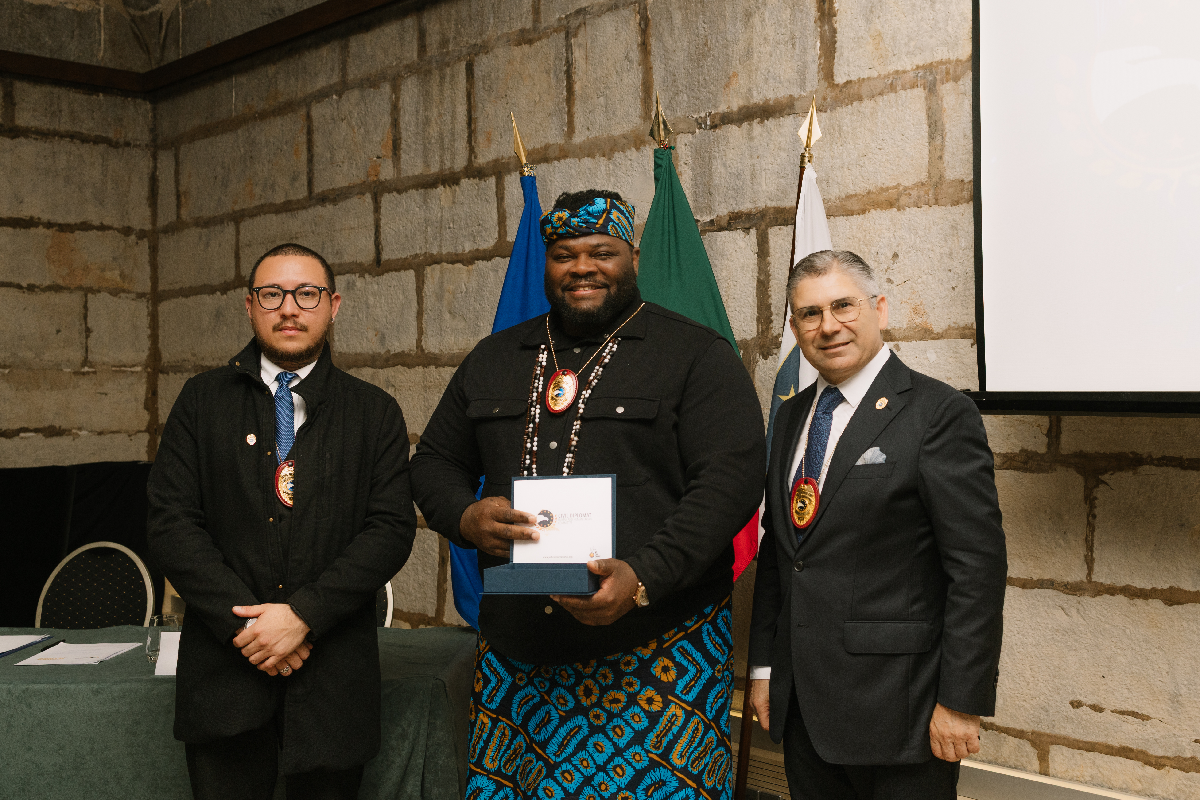 Humanitarian Civil Diplomats certified by Jethro International in Cascais.