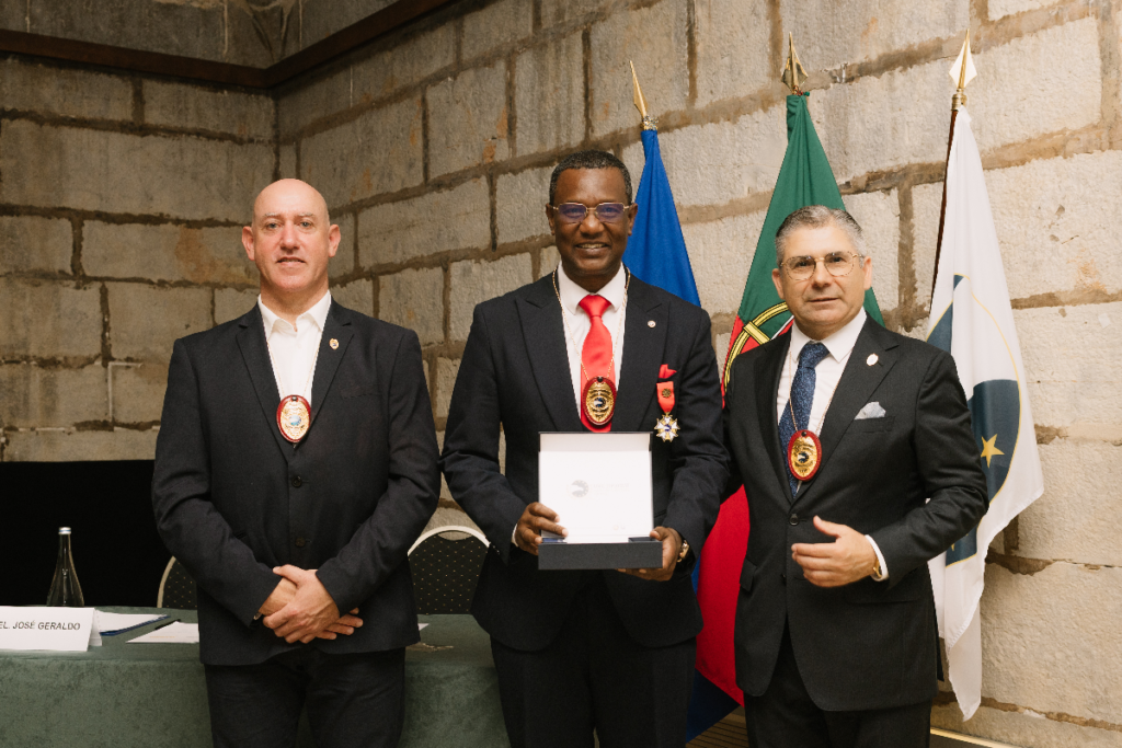 Gabriel Júnior Filho do Povo is a Civil Humanitarian Diplomat by Jethro International.