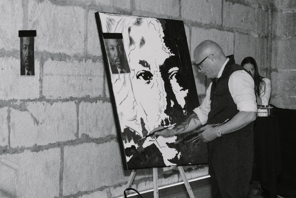 Ramaya Vallias live painting during Jethro International solemn ceremony.