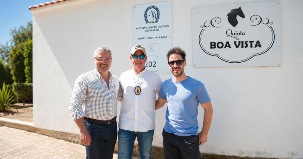 Diplomata Civil David Silva com o Prefeiro de Arruda dos Vinhos Carlo Alves e o Secretário de Cultura André Agostinho.