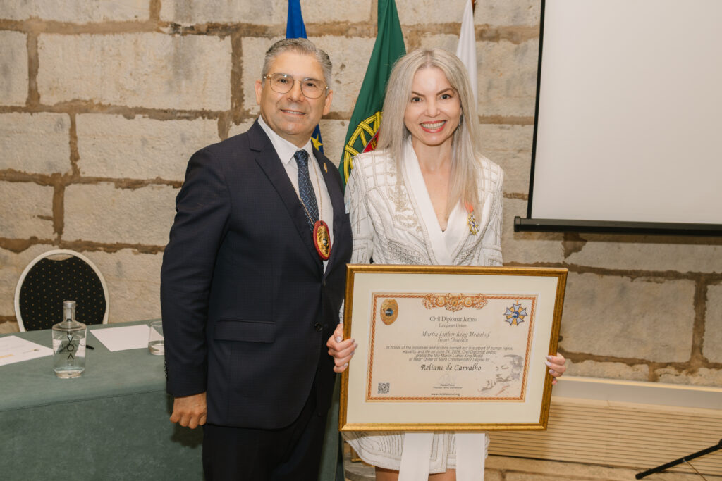 Reliane de Carvalho was honoured with the Martin Luther King Jr. Award by Jethro International.