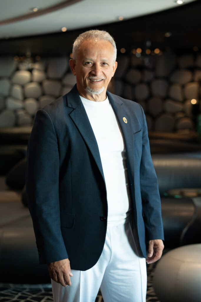 Dr João Costa