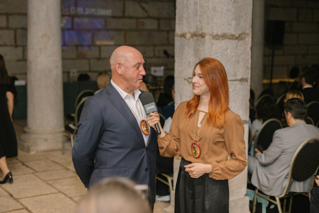 Civil Diplomat Jethro International Honours Humanitarian Leadership at Cascais Ceremony