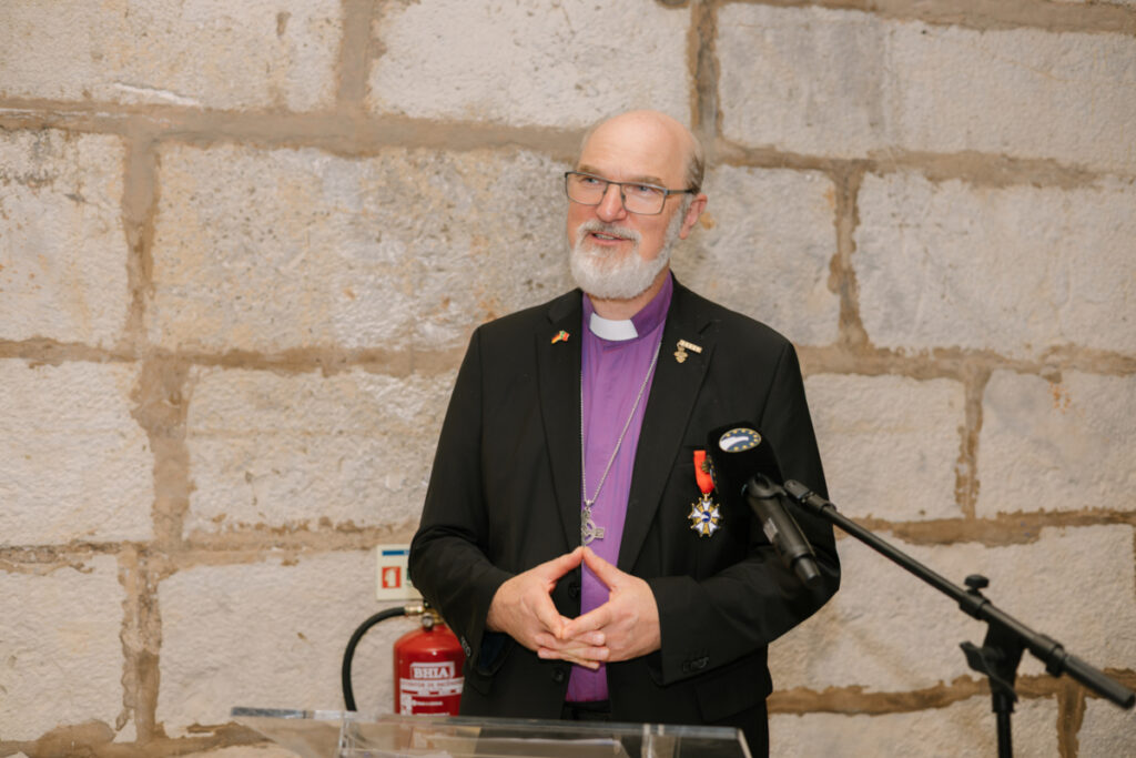 Civil Diplomat Jethro International Honours Humanitarian Leadership at Cascais Ceremony