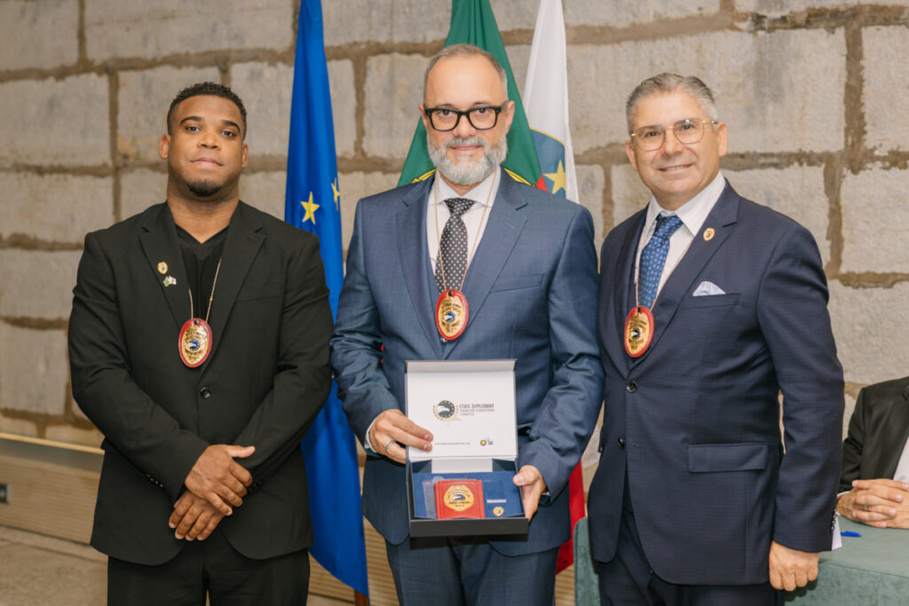 Civil Diplomat Jethro International Honours Humanitarian Leadership at Cascais Ceremony