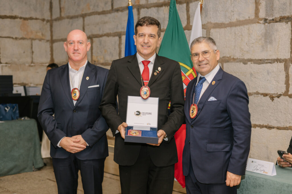 Civil Diplomat Jethro International Honours Humanitarian Leadership at Cascais Ceremony