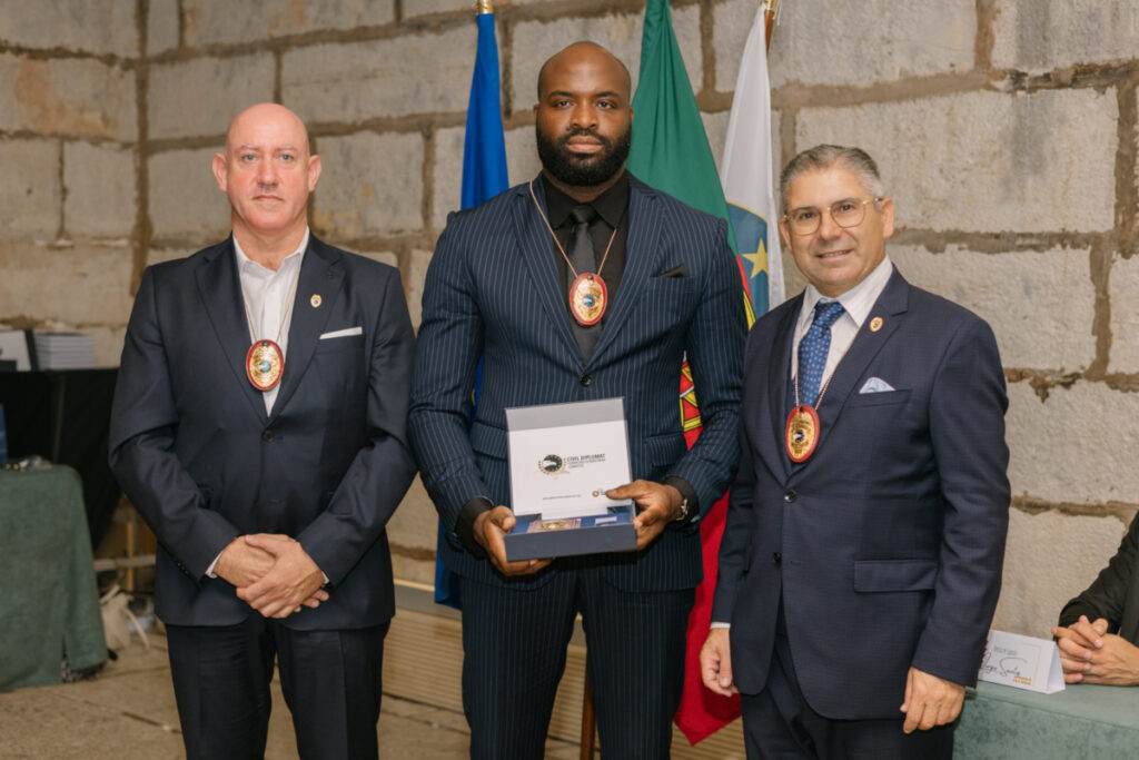 Civil Diplomat Jethro International Honours Humanitarian Leadership at Cascais Ceremony